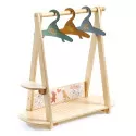 Djeco Poméa - Large clothes rack, 3 hangers – vue 1 – Doll Accessories