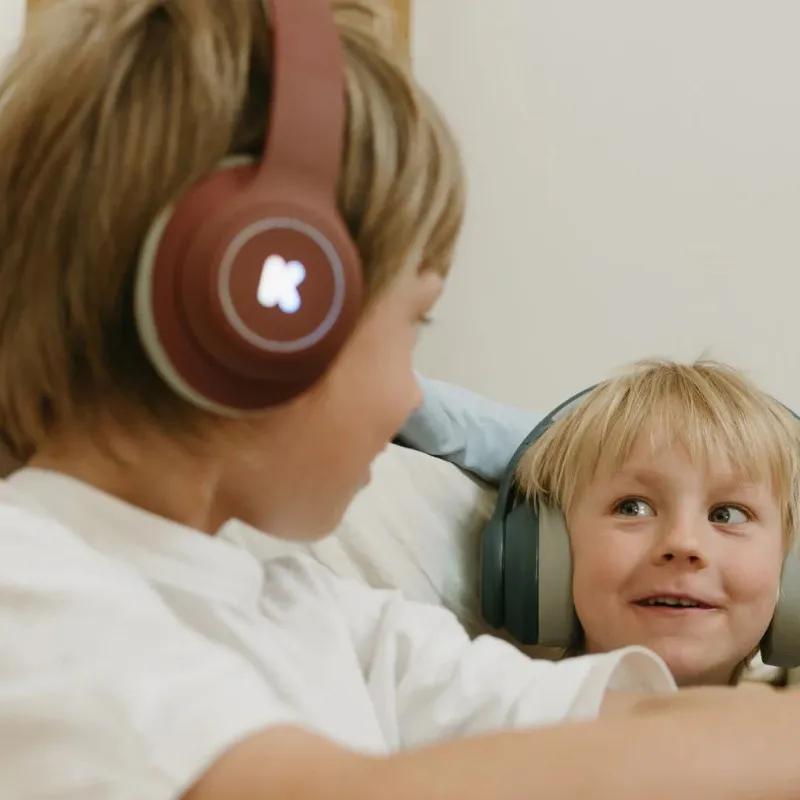 K-EARS Red Bluetooth headset – kids & adults, 85 dB safe mode