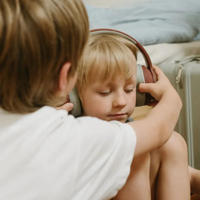 Casque Bluetooth K-EARS Rouge – enfant & adulte, 85 dB