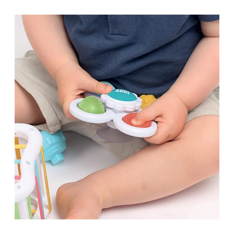 Ludi - Manipulation box  from 10 months