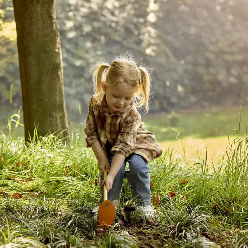 Hape Houe double pour enfants – Jeu de jardin bois