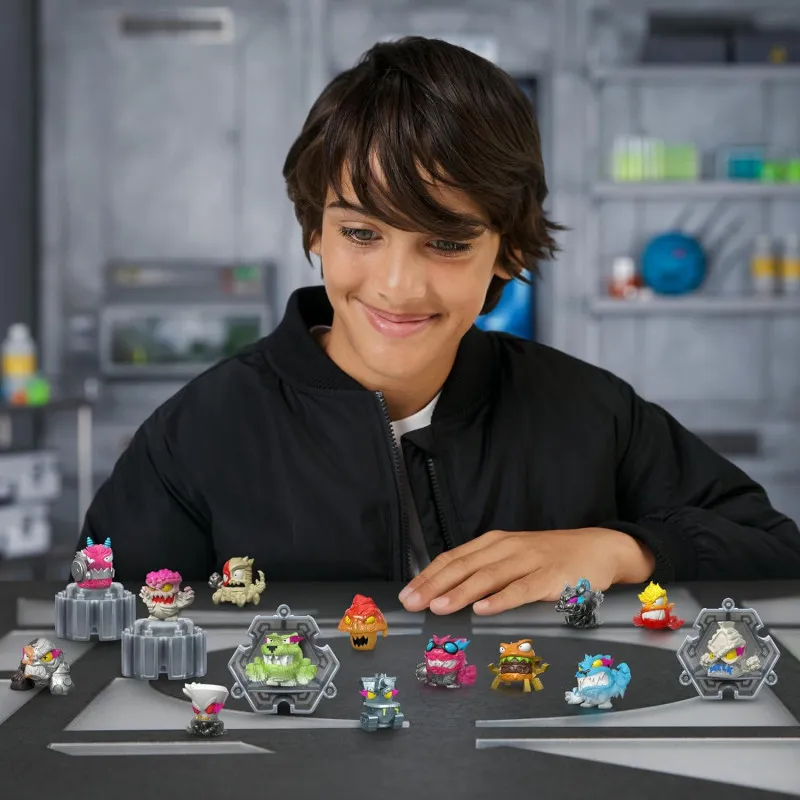 MrBeast Lab Swarms 14 Micro Beasts Pack XXL