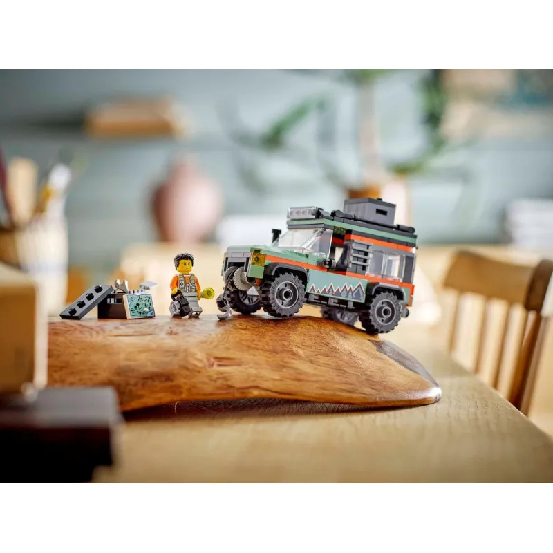 LEGO City Camion 4x4 tout-terrain montagne 60447 6+