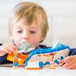 WOW Hors-bord de Danny - WOW-04010 - WOW Toys - Les bateaux - Le Nuage de Charlotte