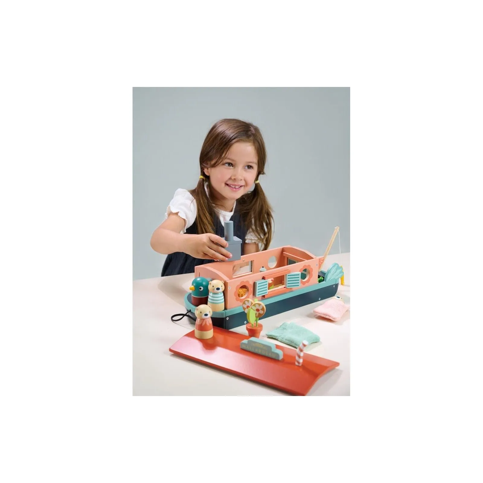 Little Otter Canal Boat - TLT-8339 - Tender Leaf Toys - Figures and accessories - Le Nuage de Charlotte