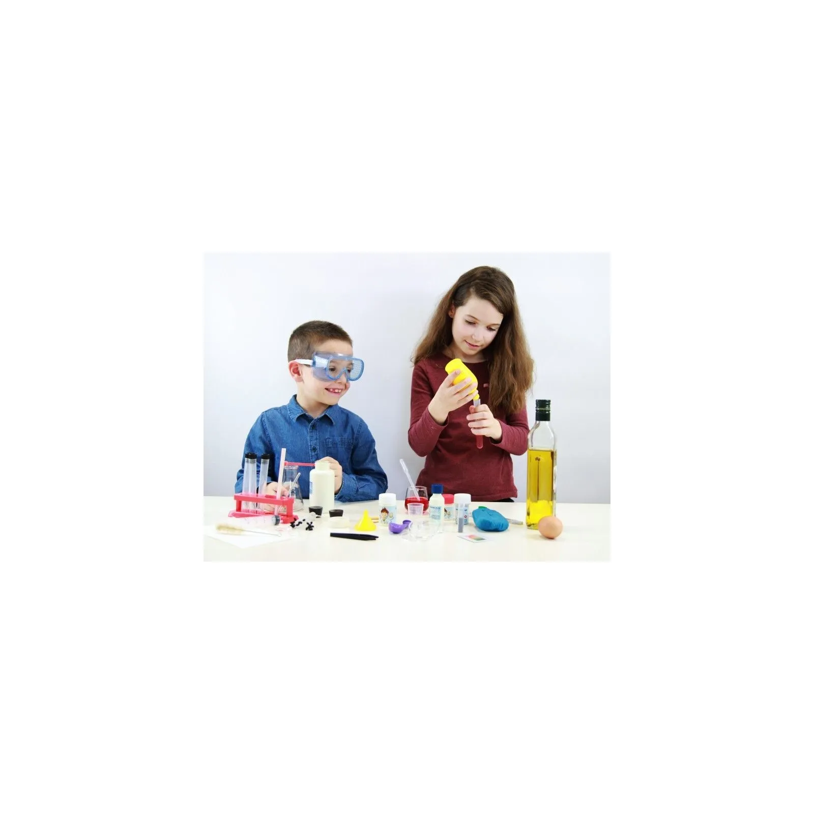 Chemistry Lab - 150 safe experiments - BUK-BU8360 - Buki - Educational kits - Le Nuage de Charlotte