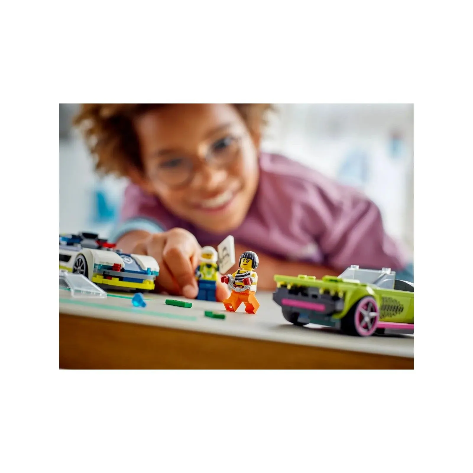 Lego [City] La course-poursuite entre la voiture de police et la super voiture – vue 7 – Lego et Duplo