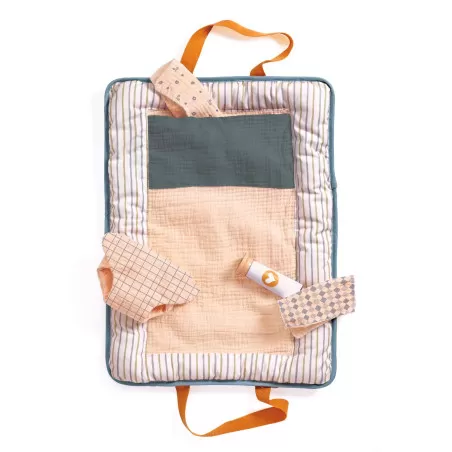 Djeco Poméa -  Sac à langer Blue Fly – vue 1 – Accessoires pour poupées