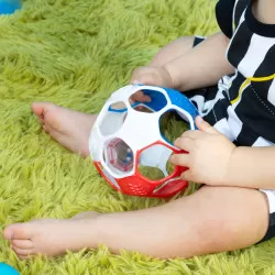 Kids2 Bright Starts - Oball Grippin' Goals – vue 4 – Grab & Rattle