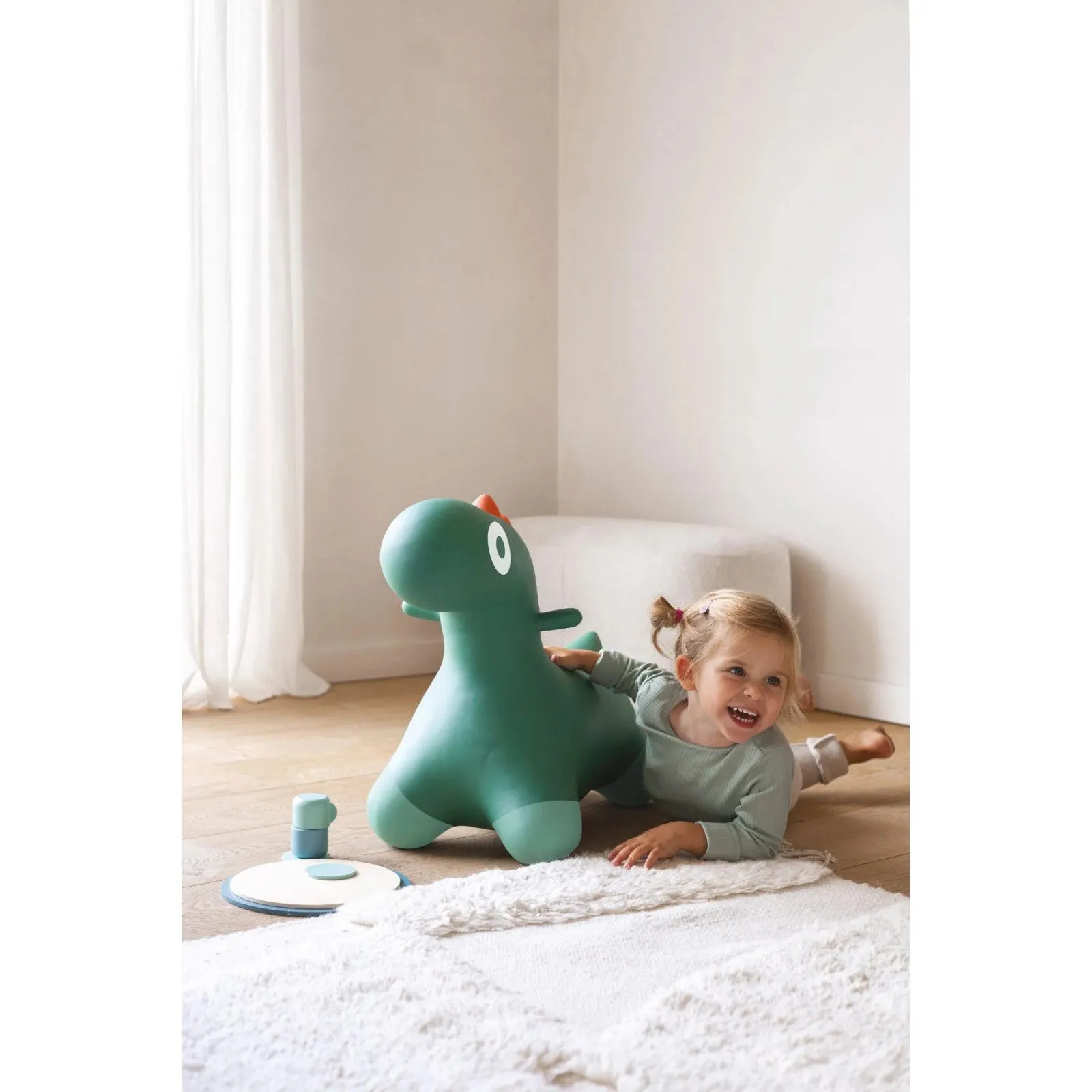 Quut Hoppi Dino - Garden Green – vue 3 – Awareness and motor skills