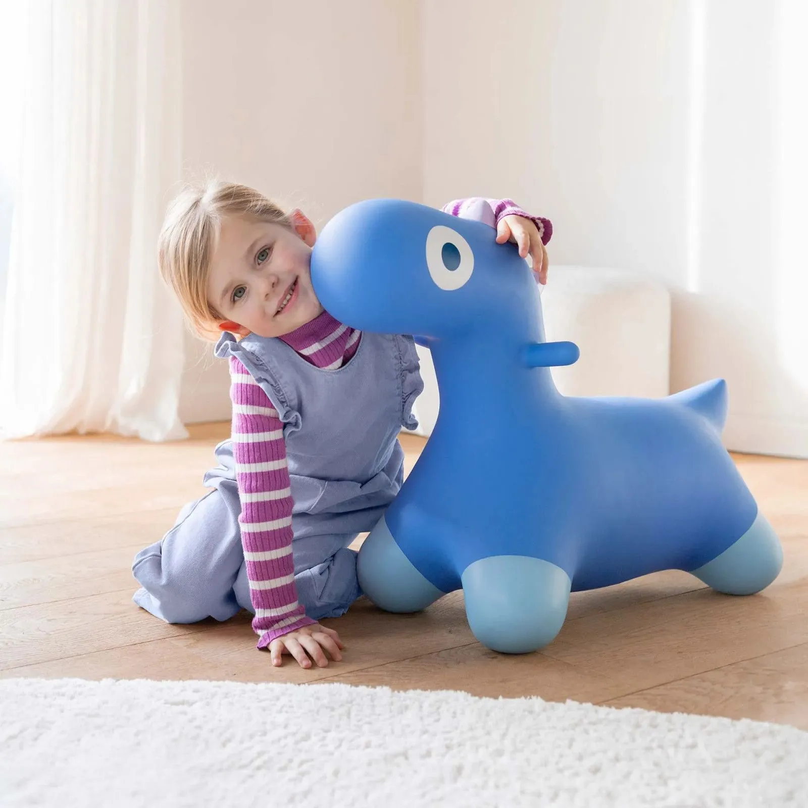 Quut Hoppi Dino - Cosmic Blue – vue 3 – Eveil et motricité