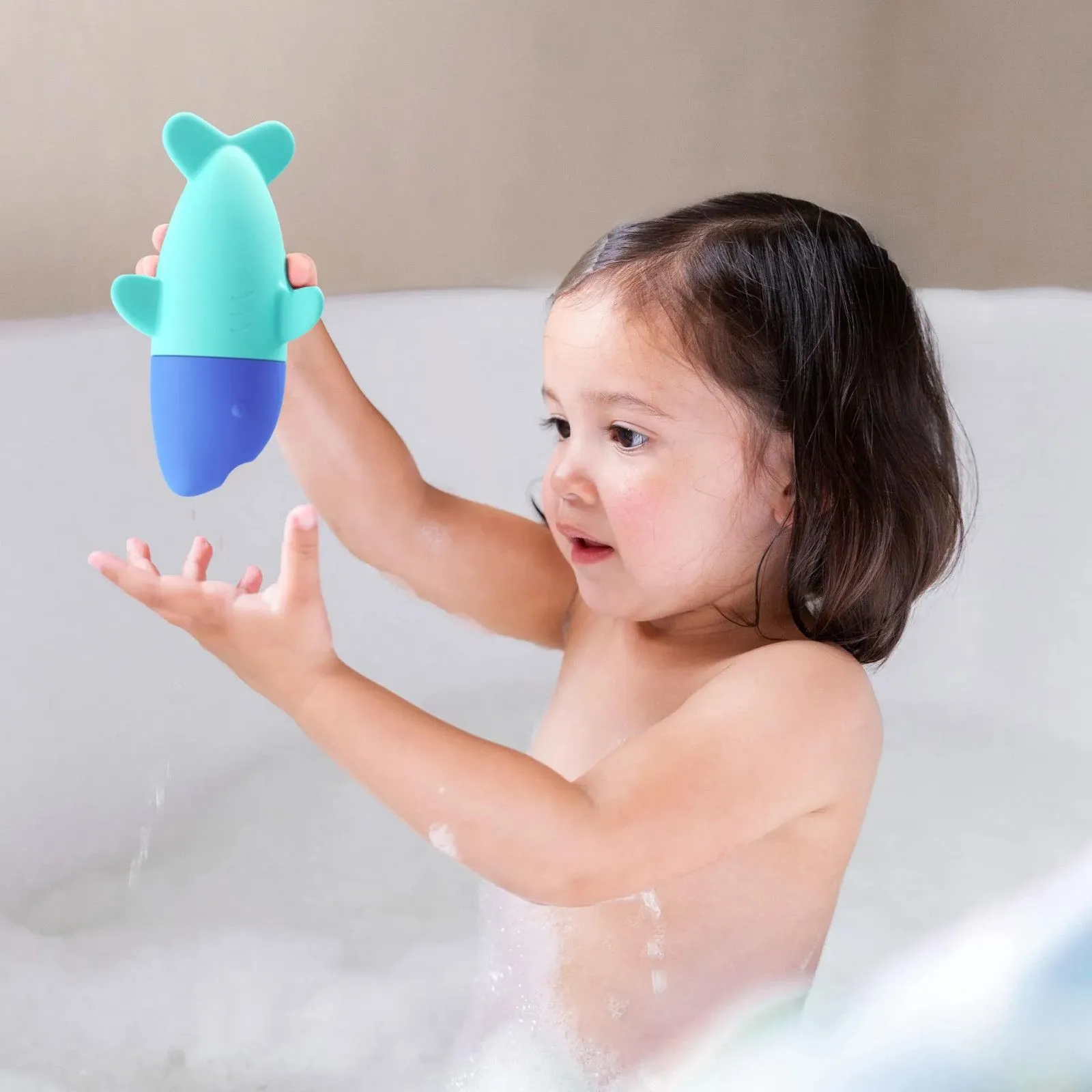 Quut Squeezi Shark – vue 2 – Water Play