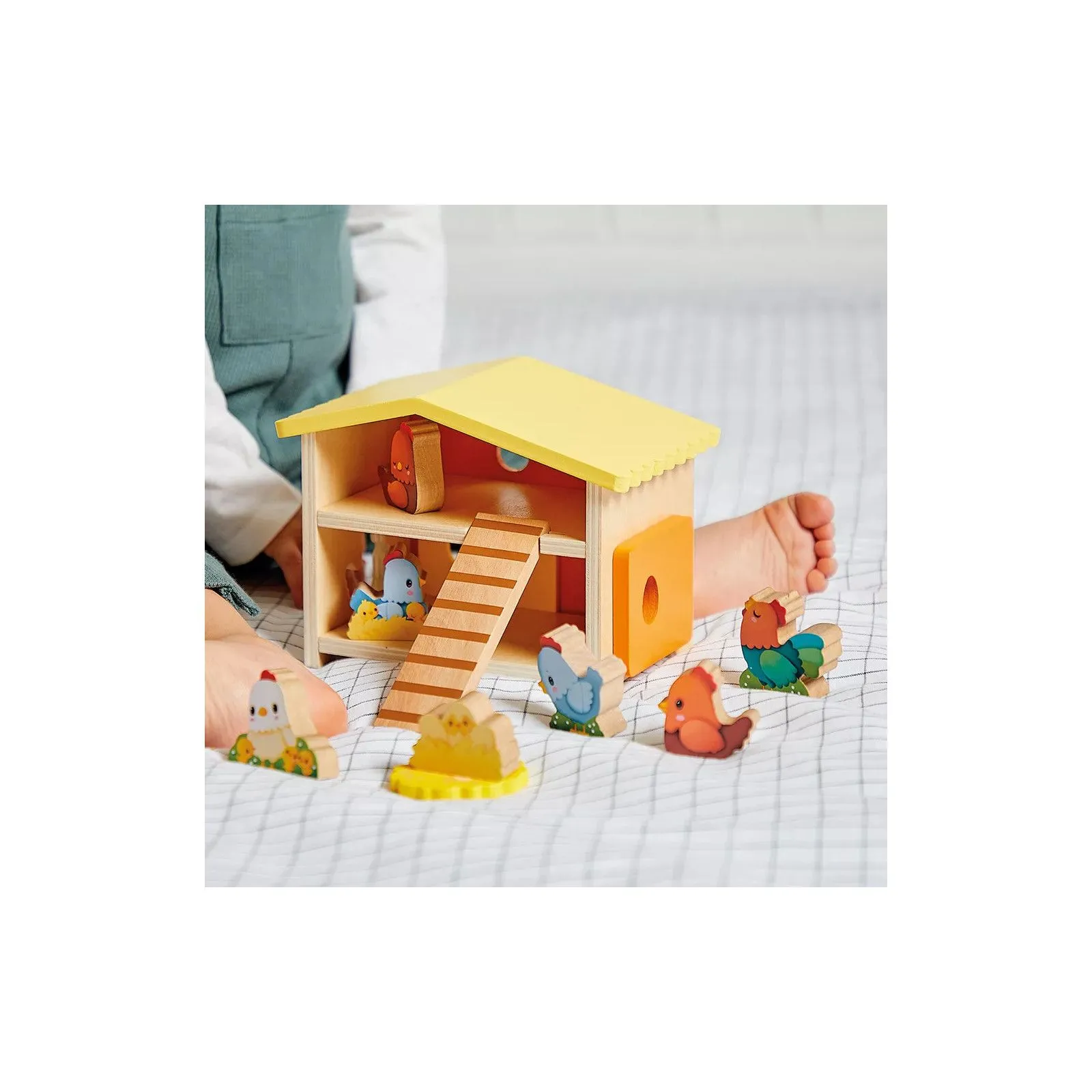 Janod My First Chicken Coop – vue 2 – Doll's Houses