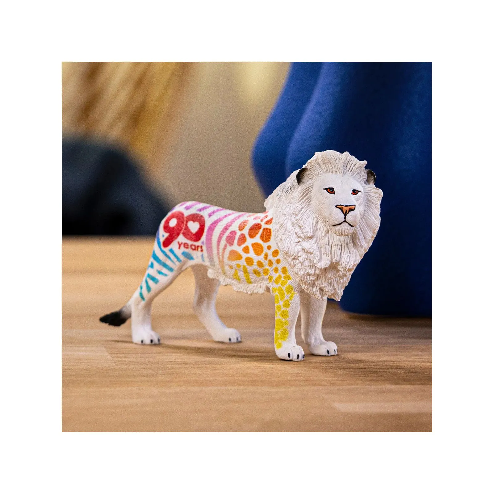 Schleich Lion édition 90 ans – vue 2 – Schleich
