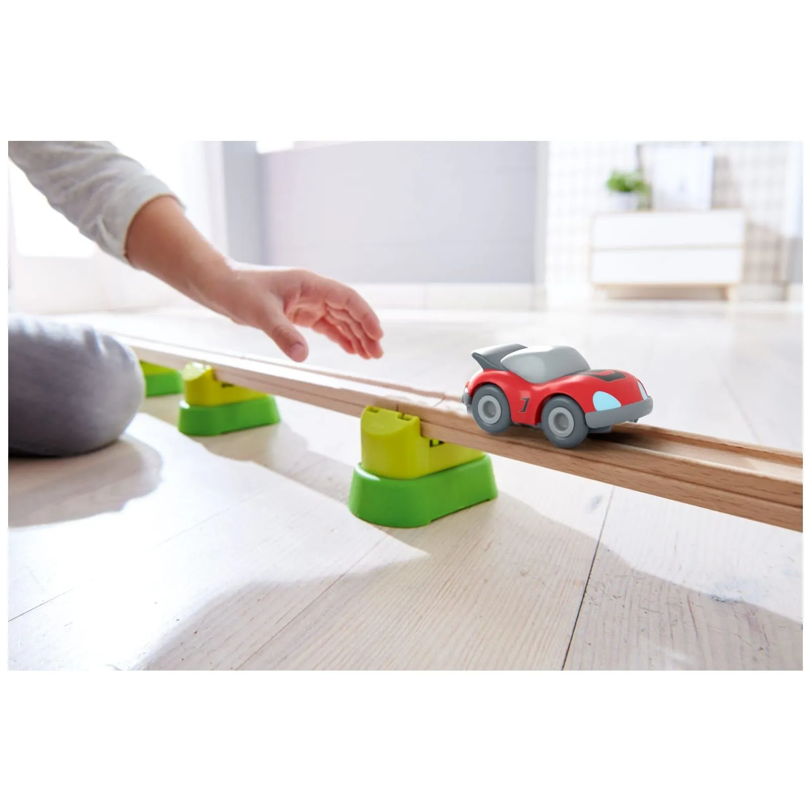 Haba Haba Cars - Voiture de sport rouge – vue 3 – Véhicules miniatures