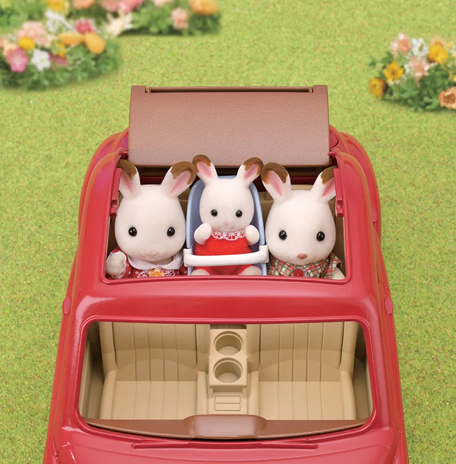Voiture Rouge Sylvanian Families 5273 – Kit Pique-nique Complet, Siège Auto – Se Range à L'avant – Compatible Caravane Et Galerie